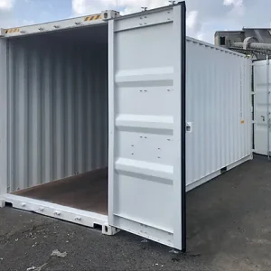 Container 8' Standard 130d33 09595b938588494e8b41553ef07c6b18mv2 1.webp